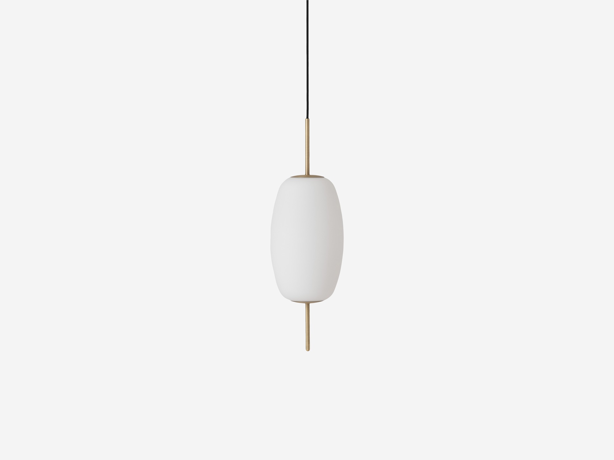 The medium brass Silk kitchen pendant lamp